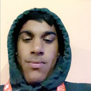 Meet your Posher, Hamza